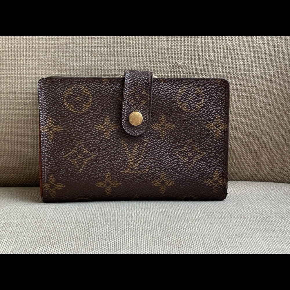 Louis Vuitton Kisslock Wallet